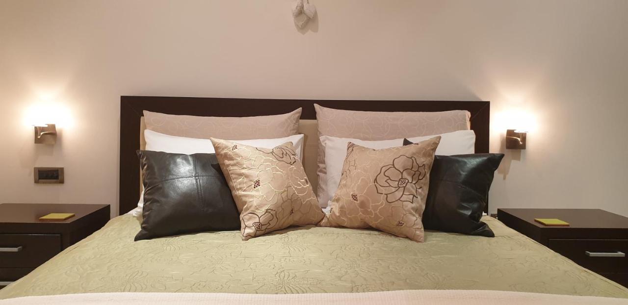 Villa Jade Apartments Front Row Sea View - Walk To Korcula Old Town Medvinjak Luaran gambar