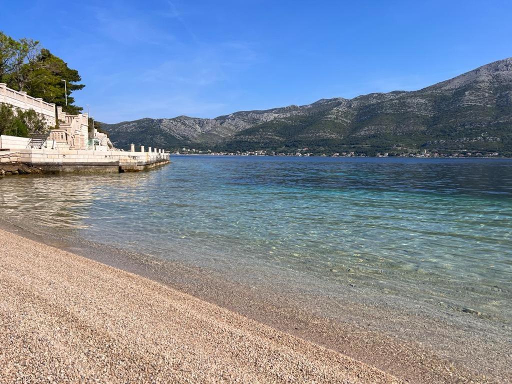 Villa Jade Apartments Front Row Sea View - Walk To Korcula Old Town Medvinjak Luaran gambar