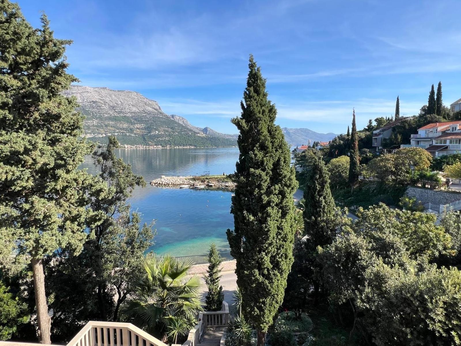 Villa Jade Apartments Front Row Sea View - Walk To Korcula Old Town Medvinjak Luaran gambar