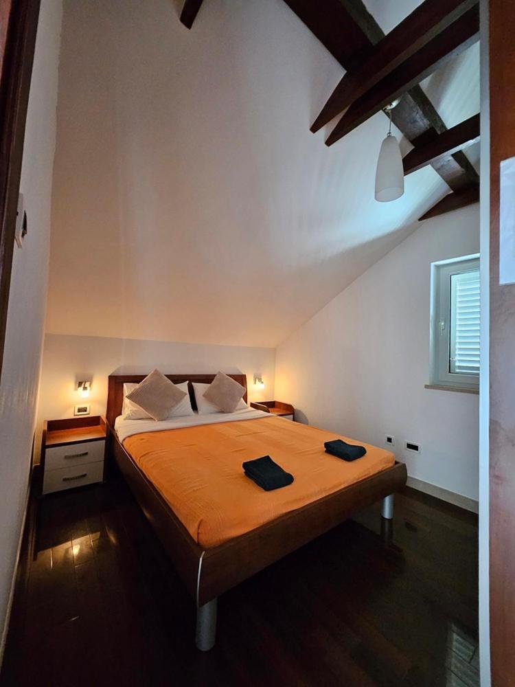 Villa Jade Apartments Front Row Sea View - Walk To Korcula Old Town Medvinjak Luaran gambar