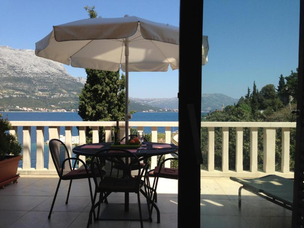 Villa Jade Apartments Front Row Sea View - Walk To Korcula Old Town Medvinjak Luaran gambar