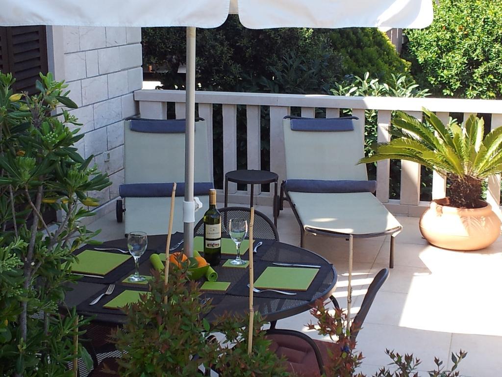 Villa Jade Apartments Front Row Sea View - Walk To Korcula Old Town Medvinjak Bilik gambar