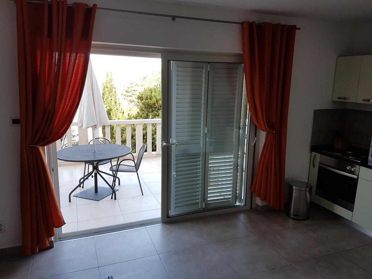 Villa Jade Apartments Front Row Sea View - Walk To Korcula Old Town Medvinjak Luaran gambar