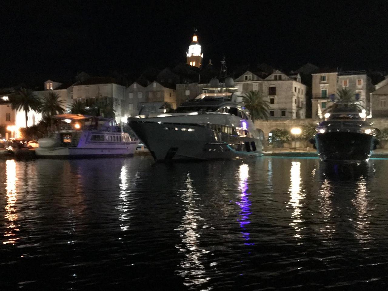 Villa Jade Apartments Front Row Sea View - Walk To Korcula Old Town Medvinjak Luaran gambar