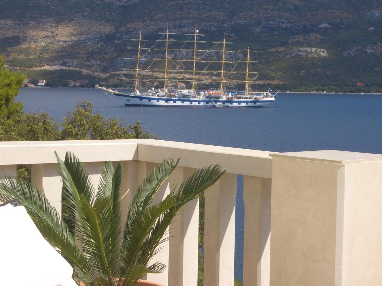 Villa Jade Apartments Front Row Sea View - Walk To Korcula Old Town Medvinjak Luaran gambar