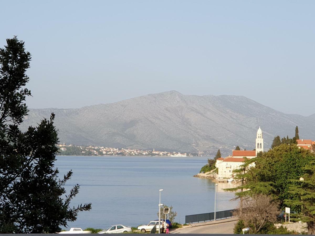 Villa Jade Apartments Front Row Sea View - Walk To Korcula Old Town Medvinjak Luaran gambar